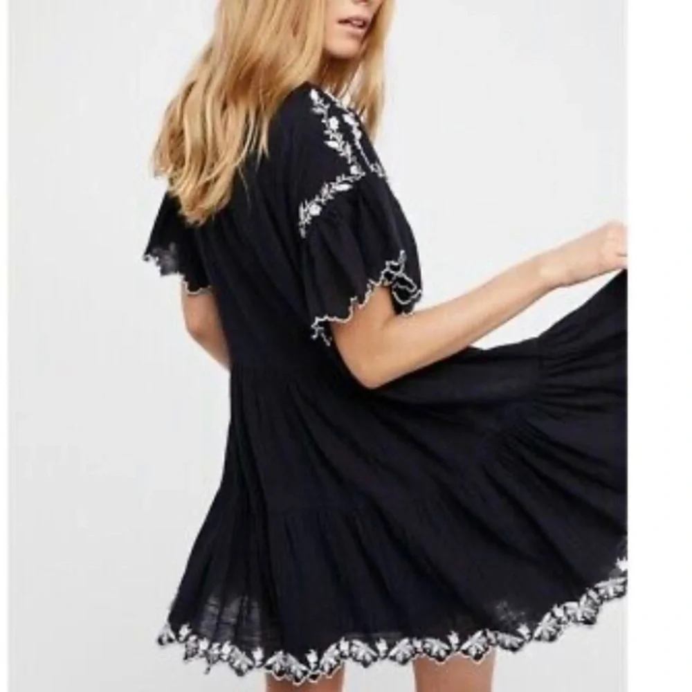 Free People Santiago Dress black white embroidered size XS